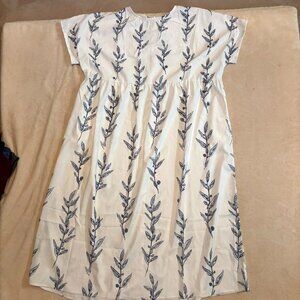 Women’s 2X White Blue Botanical Print Babydoll Midi Dress